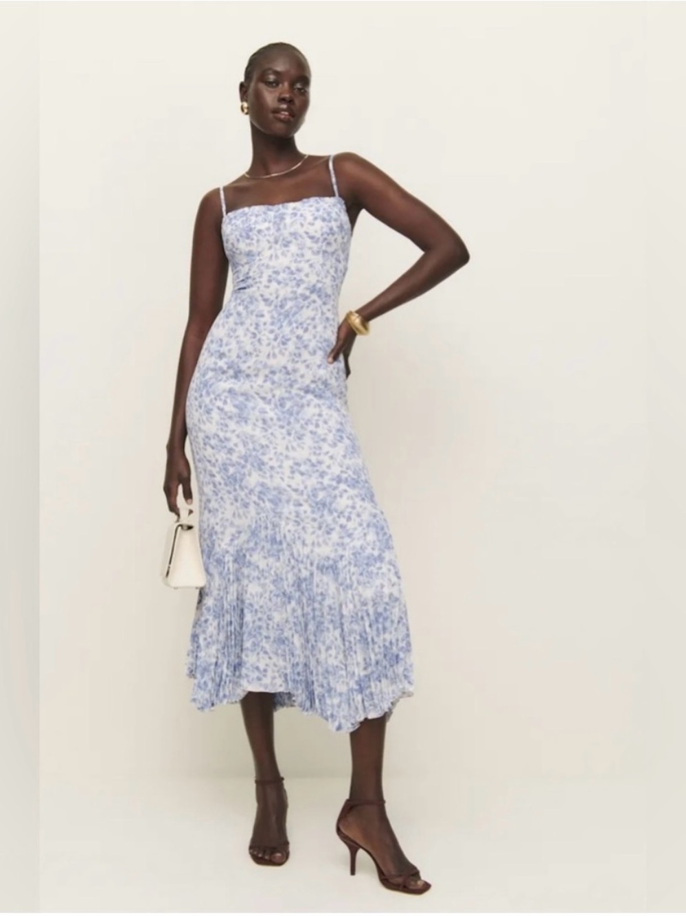 NWOT Reformation Aiko Blue and White Asymmetrical Ruffled
Midi Dress SIZE 0